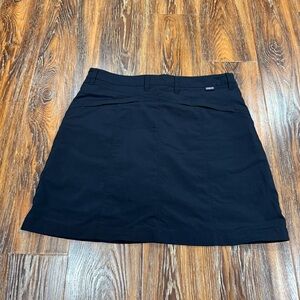 Patagonia Women’s Size 8 Classic Black Skirt /‎ Skort Pockets Hiking Swim Active